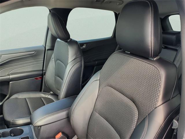 new 2025 Ford Escape PHEV car, priced at $30,005