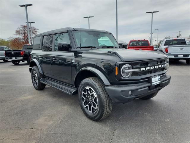 new 2025 Ford Bronco car, priced at $48,087