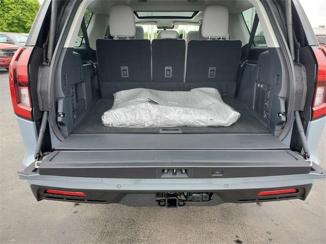 new 2025 Ford Expedition Max car, priced at $75,365