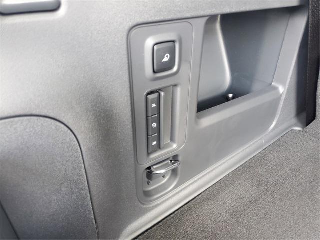 new 2025 Ford Expedition car, priced at $65,673