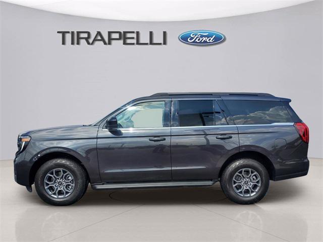 new 2025 Ford Expedition car, priced at $65,673