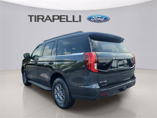 new 2025 Ford Expedition car, priced at $65,673