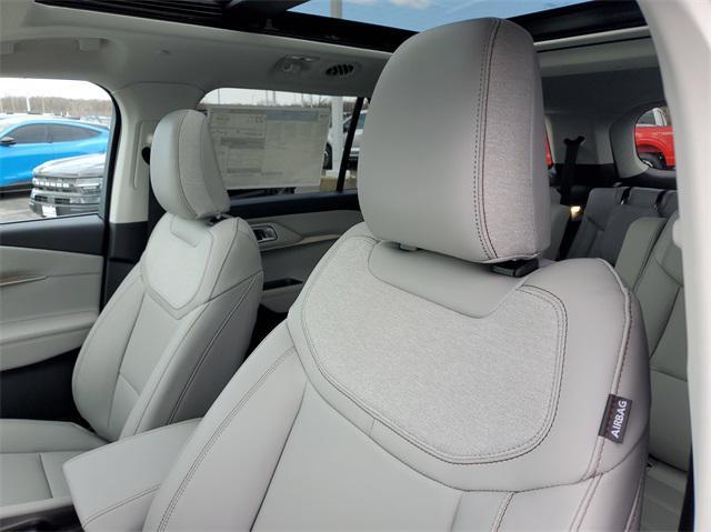new 2025 Ford Explorer car, priced at $50,685