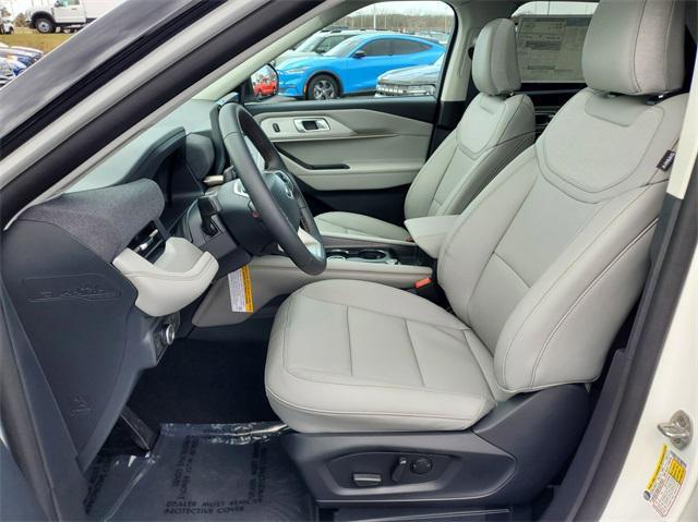 new 2025 Ford Explorer car, priced at $50,685