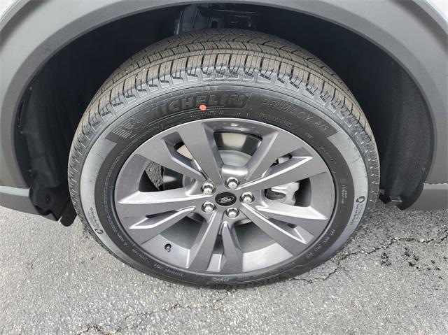 new 2025 Ford Explorer car, priced at $50,685