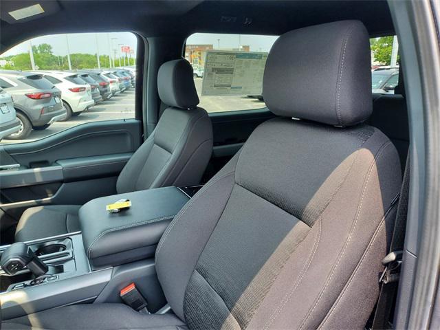 new 2025 Ford F-150 car, priced at $52,622