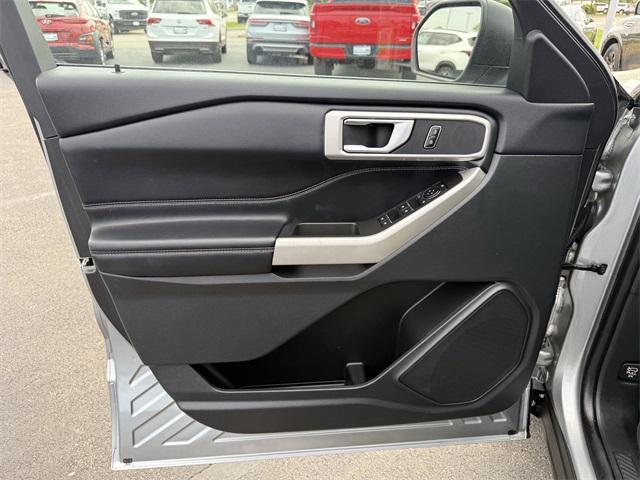 used 2023 Ford Explorer car, priced at $37,977