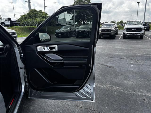 used 2022 Ford Explorer car, priced at $39,991