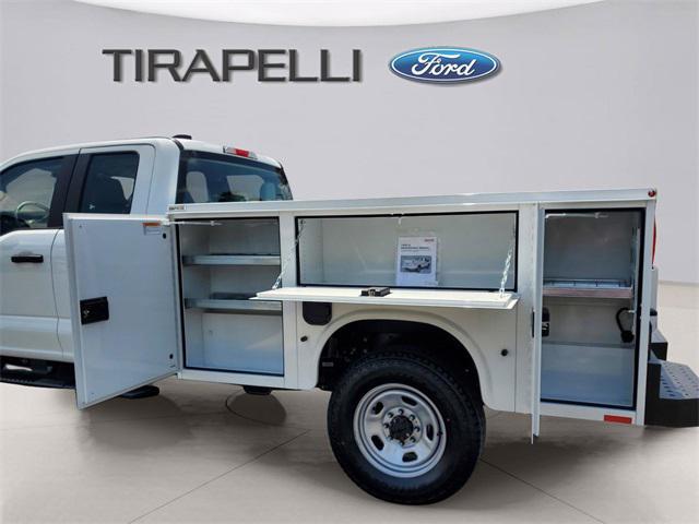 new 2025 Ford F-350 car, priced at $68,827