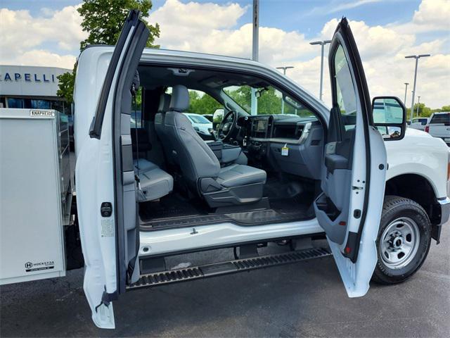 new 2025 Ford F-350 car, priced at $68,827