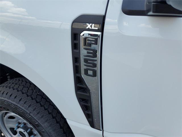 new 2025 Ford F-350 car, priced at $68,827