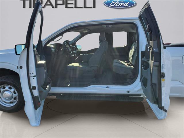 new 2025 Ford F-150 car, priced at $43,996