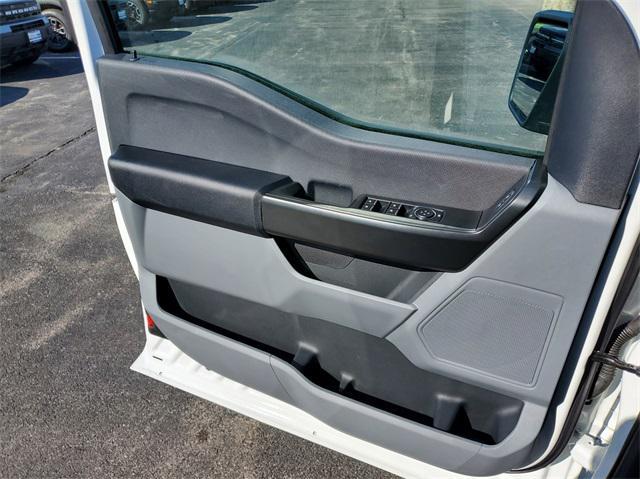 new 2025 Ford F-150 car, priced at $44,321