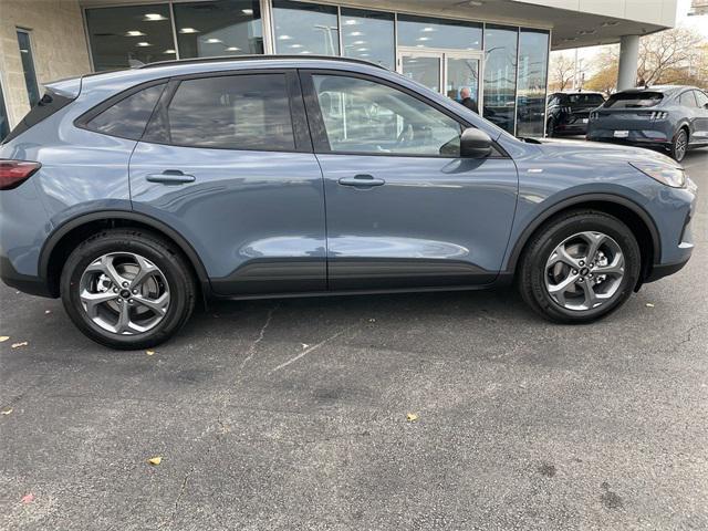 new 2025 Ford Escape car, priced at $31,001