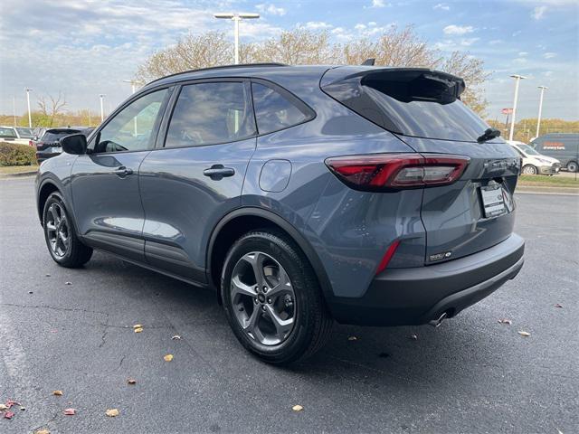 new 2025 Ford Escape car, priced at $31,001