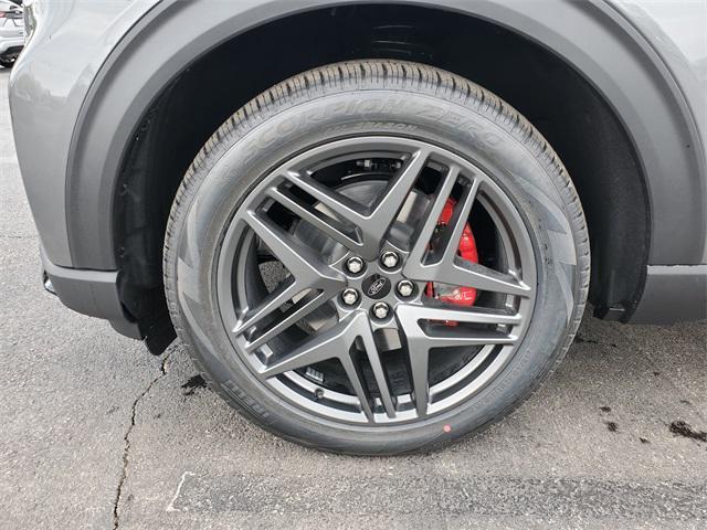 new 2025 Ford Explorer car, priced at $57,086