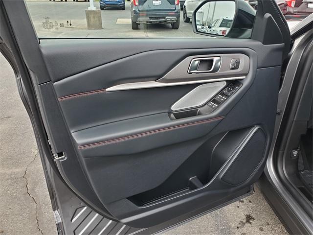 new 2025 Ford Explorer car, priced at $57,086
