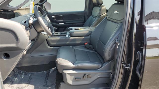 new 2025 Ford Expedition car, priced at $77,911