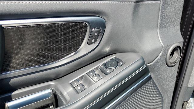 new 2025 Ford Expedition car, priced at $77,911