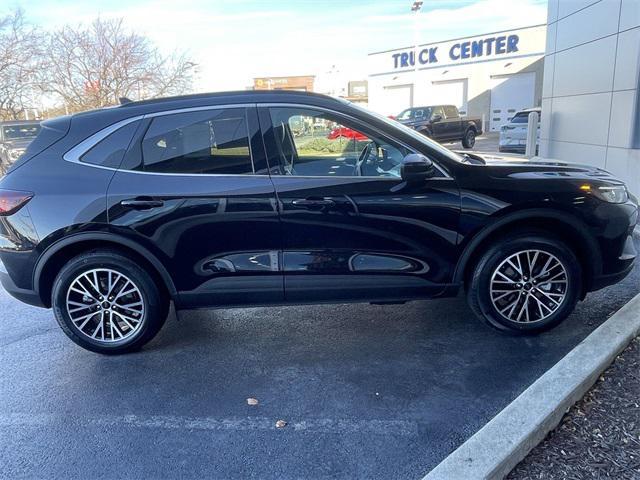 new 2025 Ford Escape car, priced at $39,443