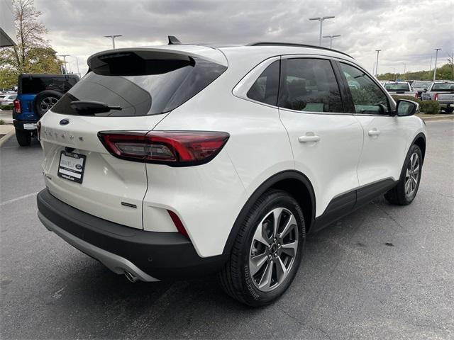 new 2025 Ford Escape car, priced at $38,662