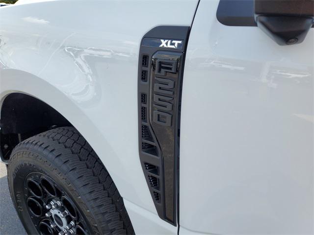 new 2025 Ford F-250 car, priced at $64,350