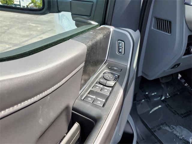 new 2025 Ford F-250 car, priced at $64,350