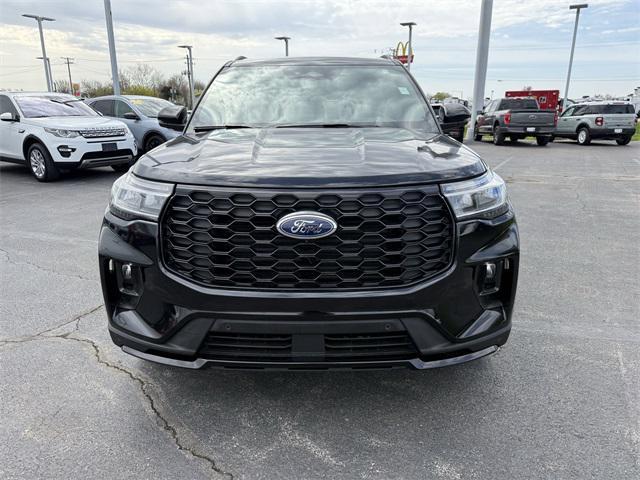 used 2025 Ford Explorer car, priced at $46,991