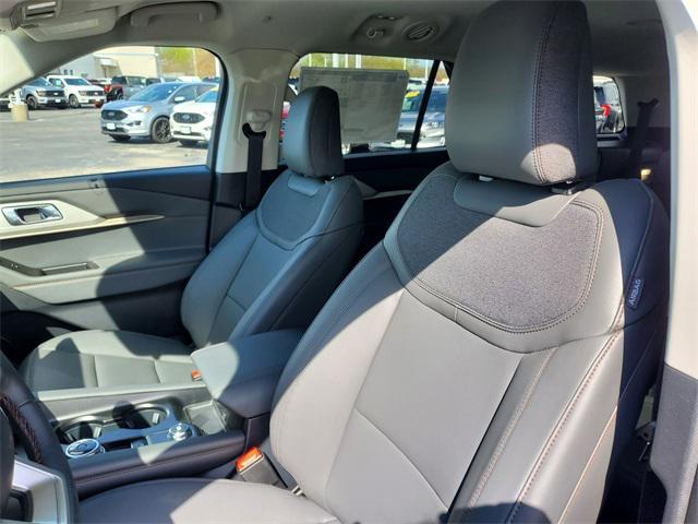 new 2025 Ford Explorer car, priced at $45,137
