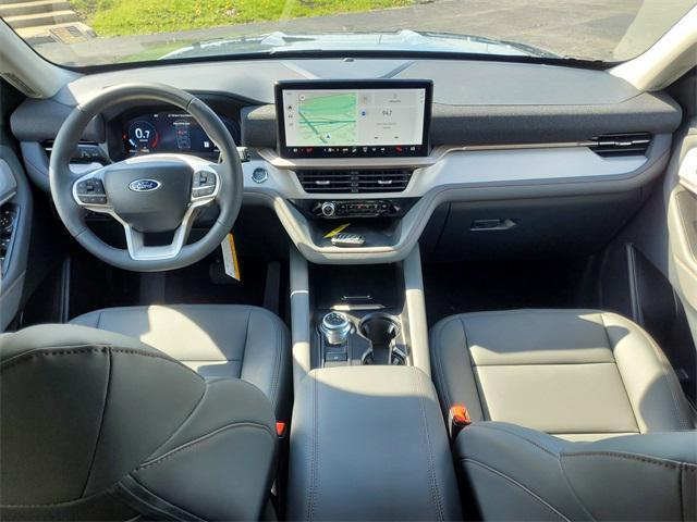 new 2025 Ford Explorer car, priced at $45,137