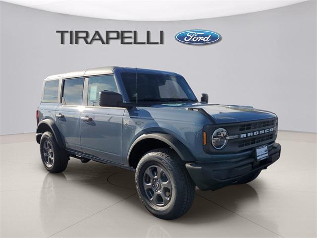new 2025 Ford Bronco car, priced at $45,704