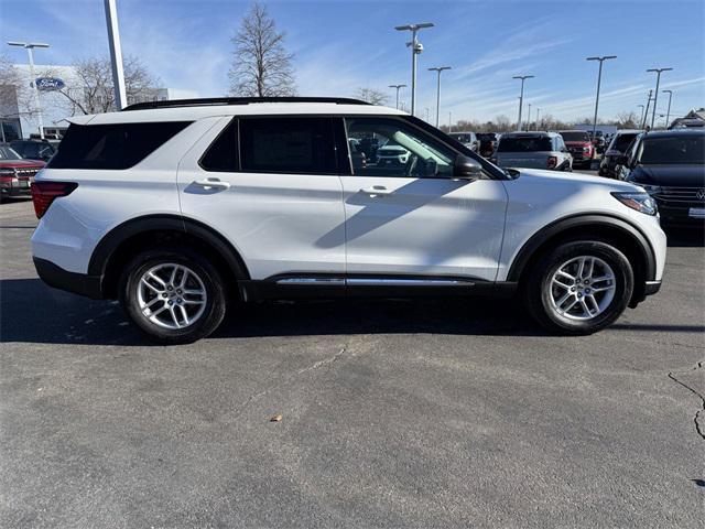 new 2025 Ford Explorer car, priced at $41,101