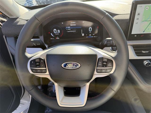 new 2025 Ford Explorer car, priced at $41,101