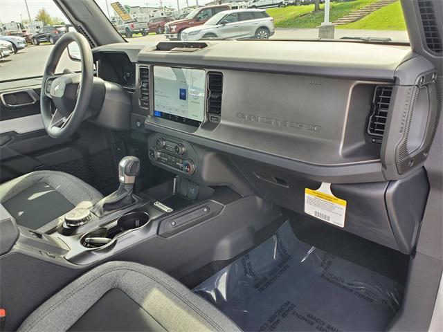 new 2025 Ford Bronco car, priced at $39,489