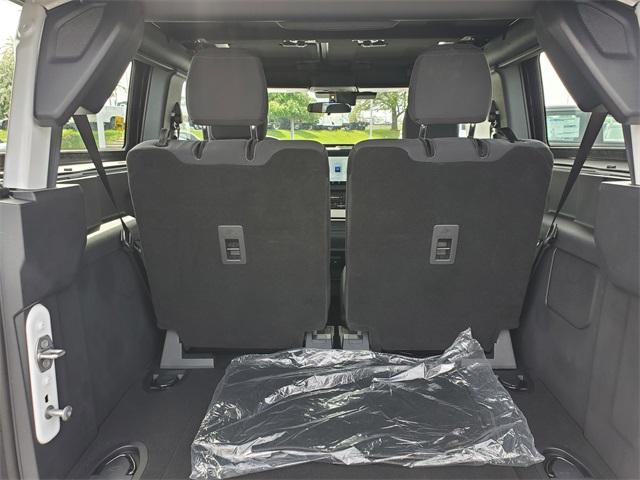 new 2025 Ford Bronco car, priced at $39,489