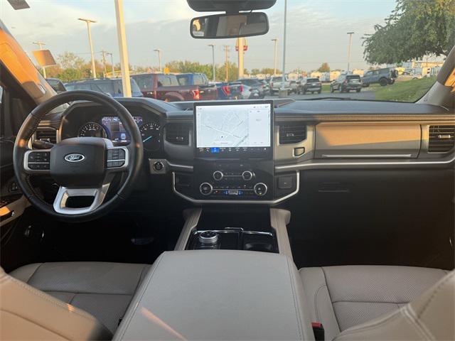 used 2024 Ford Expedition car, priced at $57,491