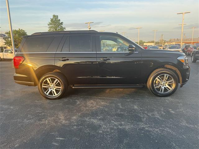 used 2024 Ford Expedition car, priced at $57,491
