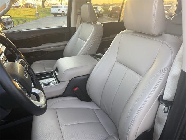 used 2024 Ford Expedition car, priced at $57,491