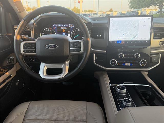 used 2024 Ford Expedition car, priced at $57,491
