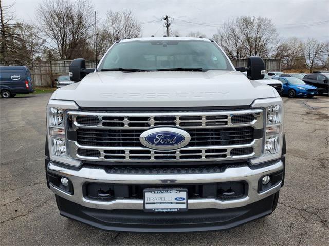 new 2025 Ford F-450 car, priced at $61,072