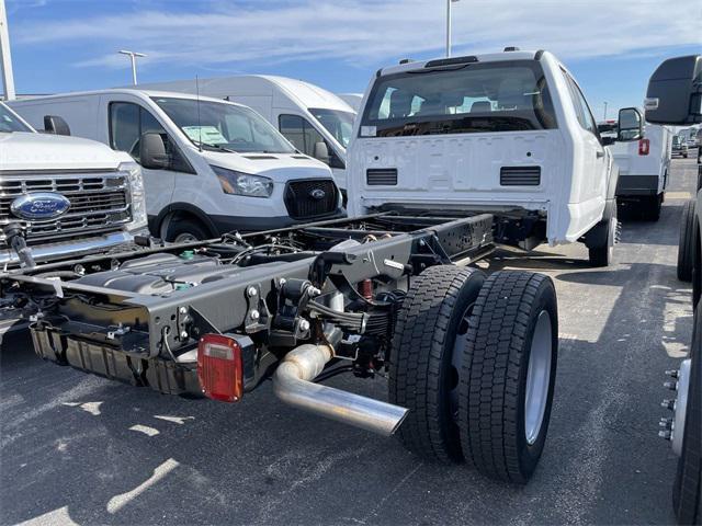 new 2024 Ford F-450 car, priced at $58,279