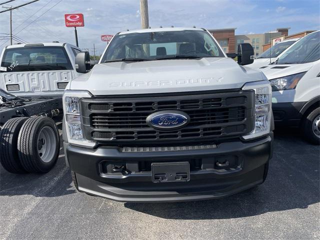 new 2024 Ford F-450 car, priced at $58,279