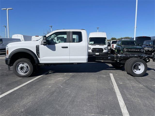 new 2024 Ford F-450 car, priced at $58,106