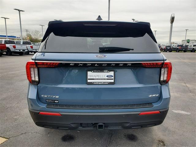 new 2025 Ford Explorer car, priced at $40,870