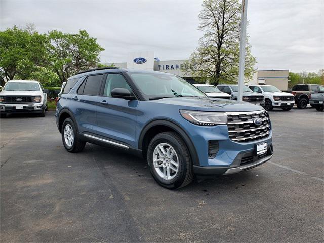 new 2025 Ford Explorer car, priced at $40,870
