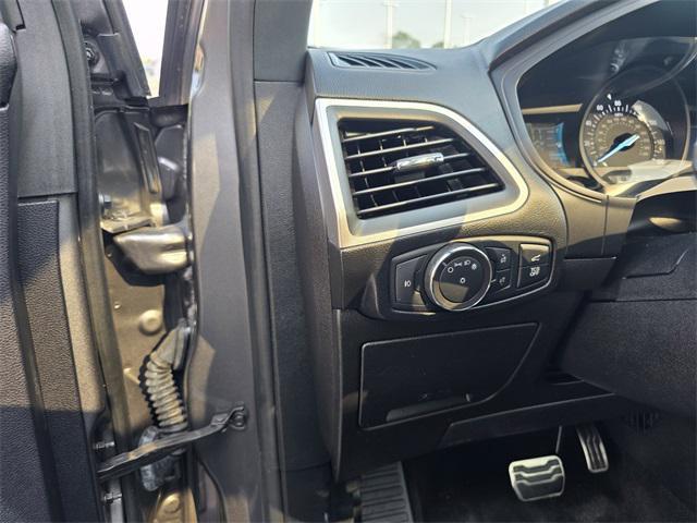 used 2022 Ford Edge car, priced at $25,491