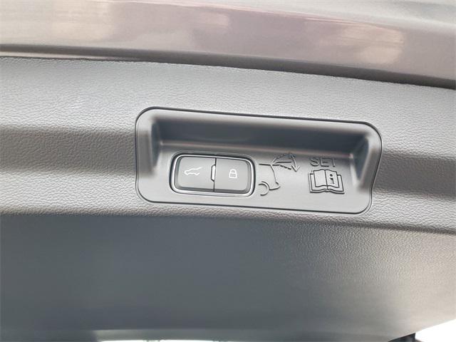 new 2025 Ford Explorer car, priced at $56,498