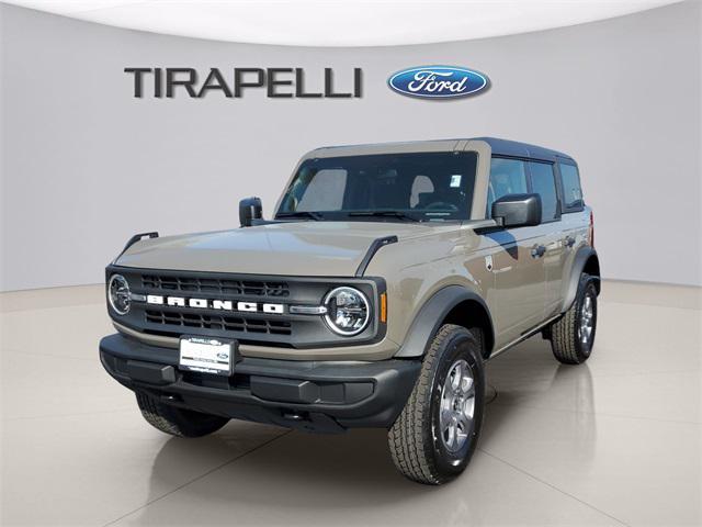 new 2025 Ford Bronco car, priced at $45,640