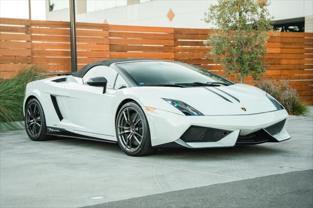 used 2013 Lamborghini Gallardo car, priced at $200,000