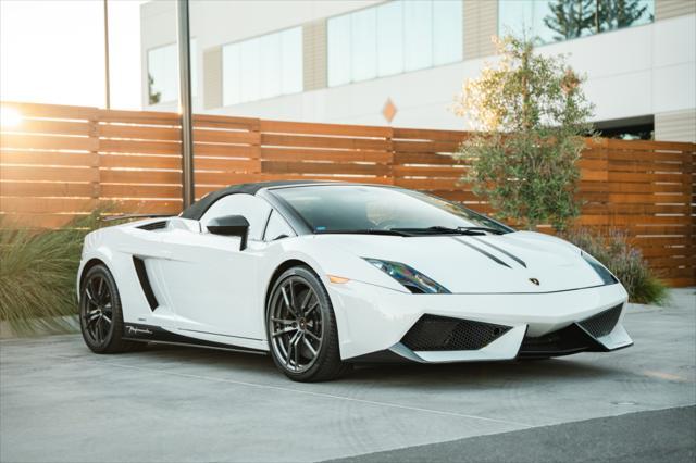 used 2013 Lamborghini Gallardo car, priced at $200,000